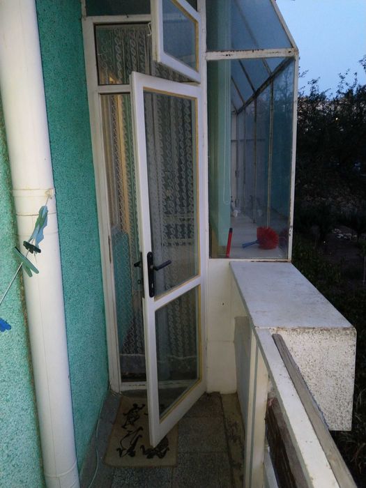 Продава се Тристаен апартамент в Варна, Младост 1 - 7953 кв.м за 12 €/кв.м - Снимка #9