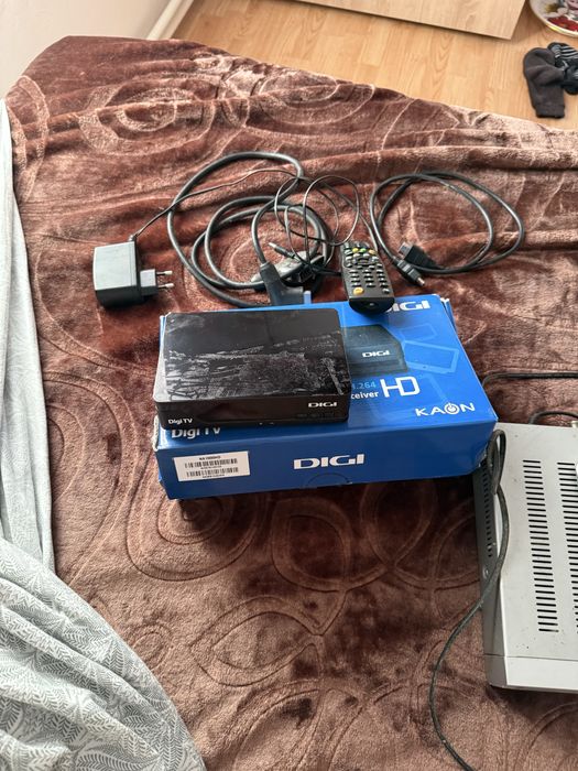 Decodor Digi TV HD HSS-1160NA + NA1000 HD + Boca HD30 – pachet 3 buc
