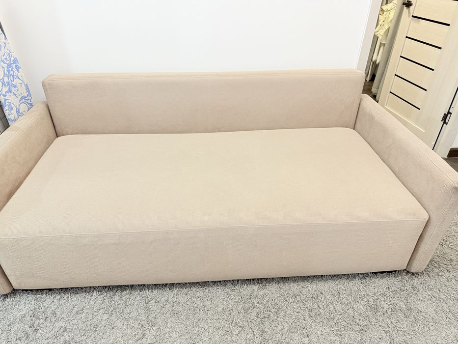 Диван продам для гостиной, спальни