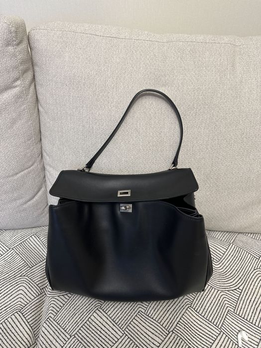 Продам сумку Balenziaga rodeo