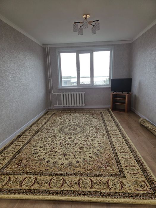 Продам ковёр б/у