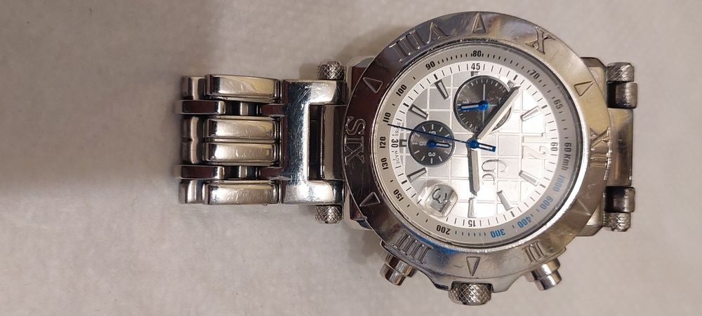Guess Collection-( GC41002G)