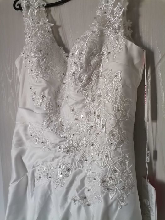 Уникална сватбена рокля р-р 40(М-Л)