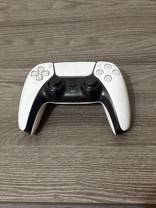 джойстик Sony PlayStation 5