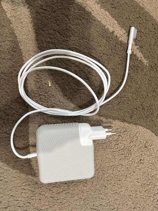 Зарядно за MacBook Pro 85W MagSafe 1