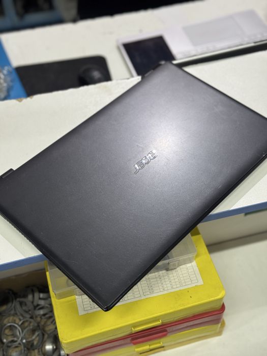 Ноутбук сатылады