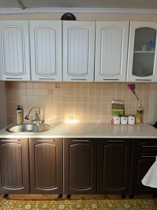 Кухонный гарнитур (верх и низ) + мойка