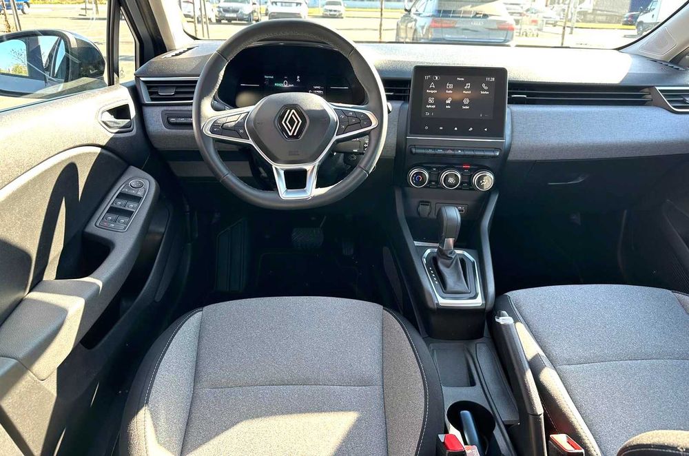 RENAULT Clio 2023 — imagine 4