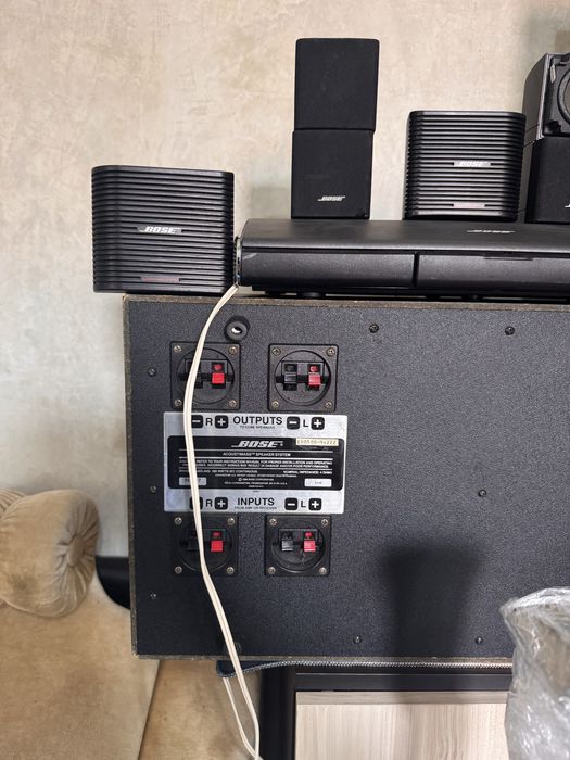 Bose Lifestyle 235 Set Колони и стойки