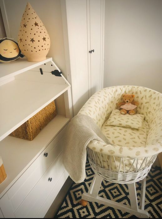 Set masa de infasat / schimbat si dulap ikea