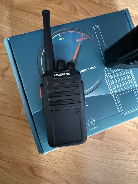 Рация Baofeng sotiladi