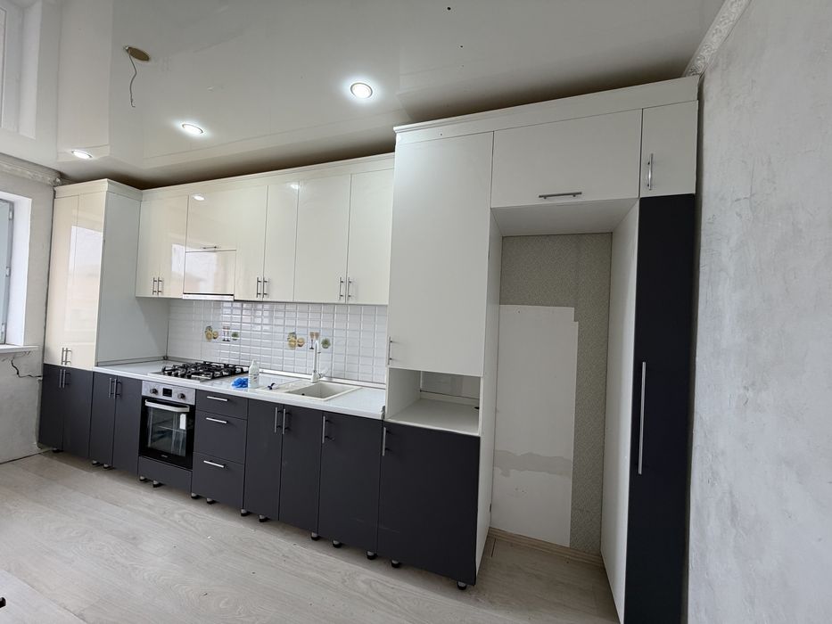 Куханный гарнитур