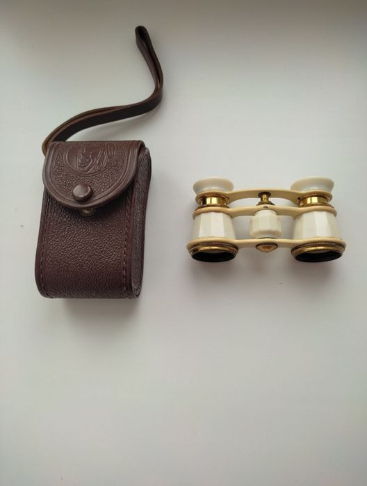 Бинокль советский