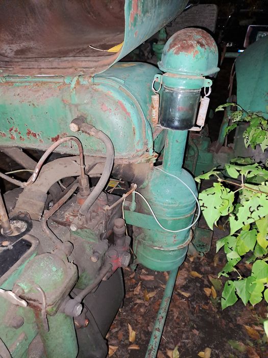 Продавам части за    трактор ДТ 20 и ДТ14