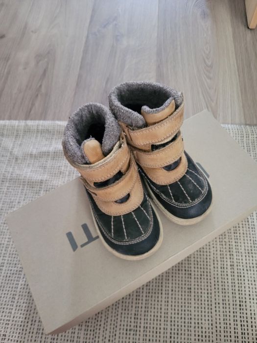 Lot încălțăminte băiat mărimea 26