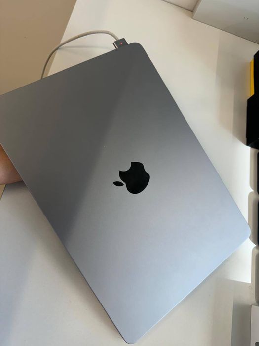 Macbook Air 2022 (M2) / #СР611017