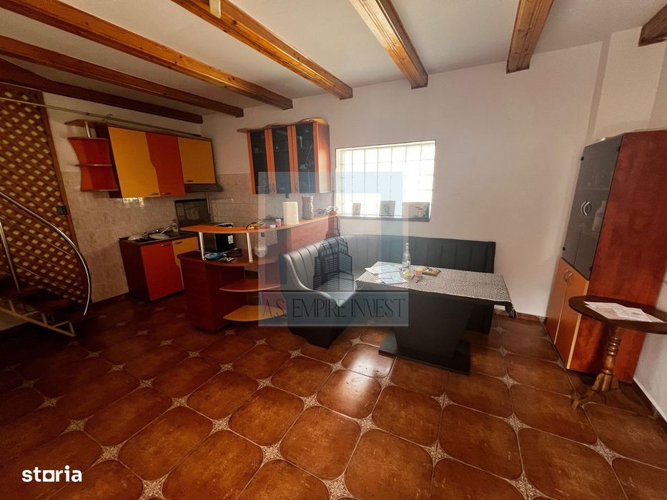 Casa /Villa 3 camere mobilata/utilata - zona Centrul Civic