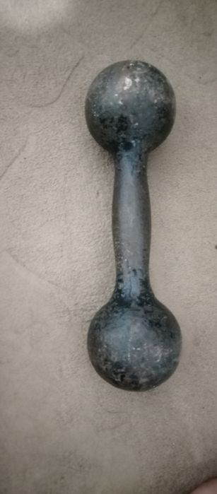 Гантел сотилади бир дона