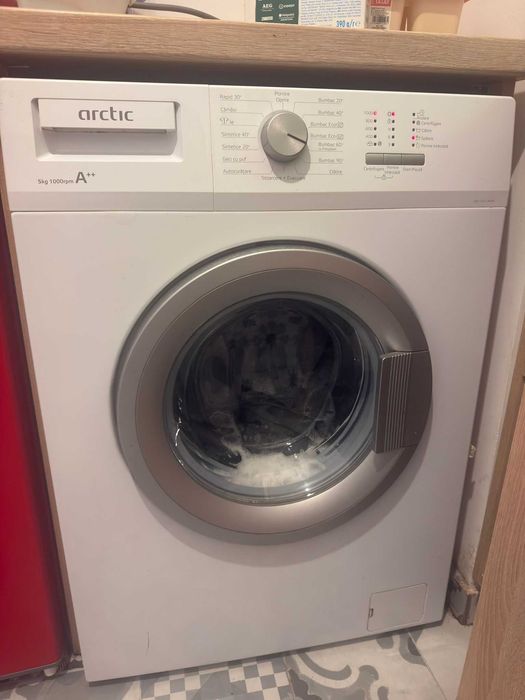 Mașină de spălat Arctic 5kg, 1000 rpm, A++