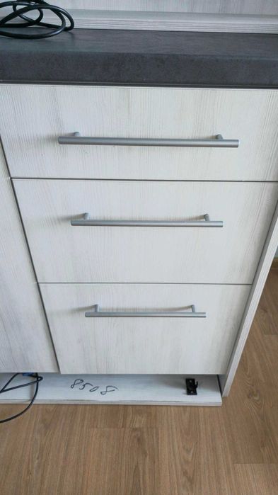 Кухненски шкафове с плот