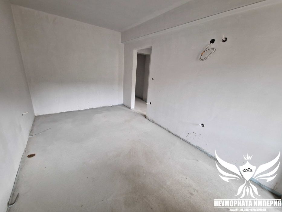 Продава се Тристаен апартамент в Асеновград - 92 кв.м за 1093 €/кв.м - Снимка #8