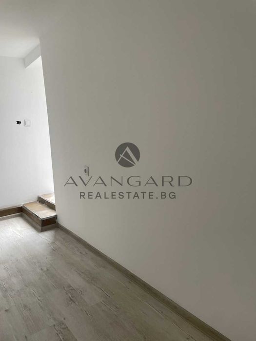 оф.22522 Офис до Тримонциум