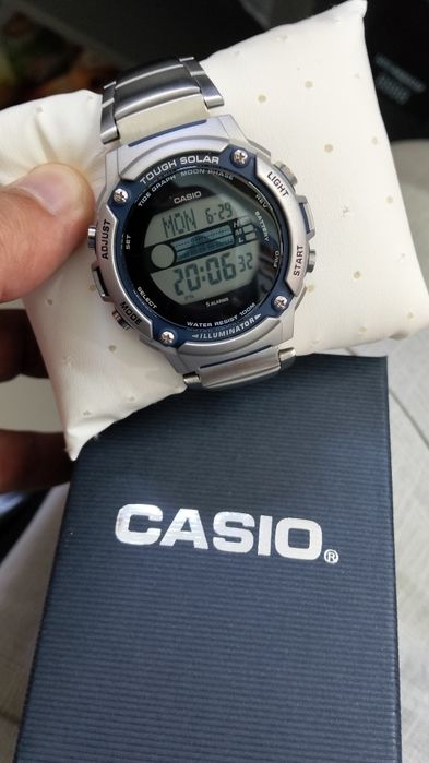 Наручные часы Casio на солнечной батарее