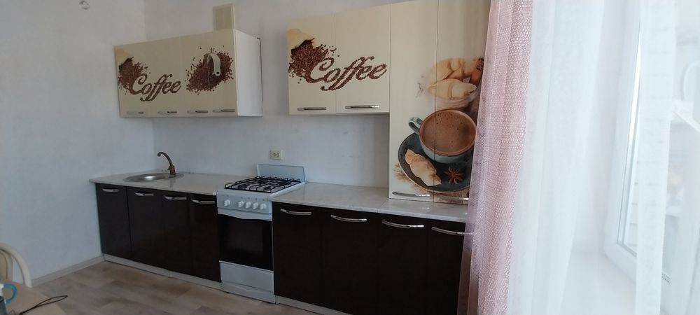 Кухнни гарнитур и газовка