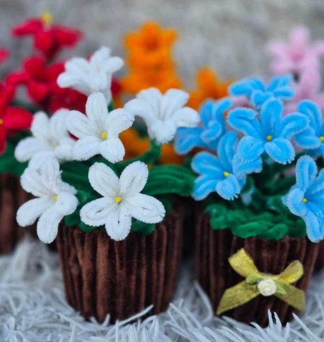 3D картини от плетени цветя