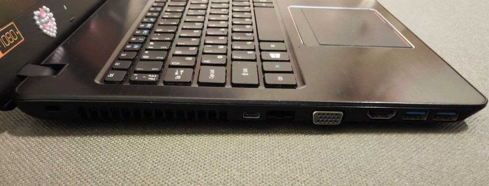 Лаптоп Acer Acer Aspire F5-573G.