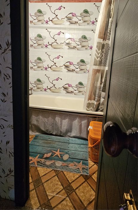 Продам 4-х комнатную квартиру