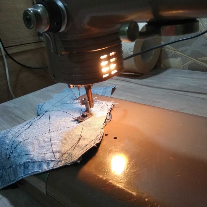 Швейная машинка Тула в хорошем рабочем состоянии