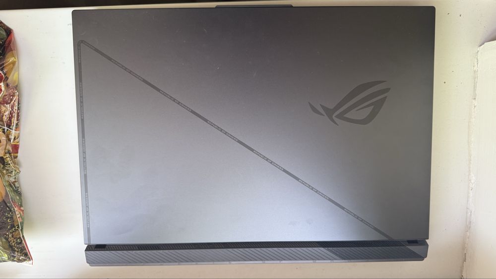 игровой ноутбук ASUS ROG Strix G814J — мощный