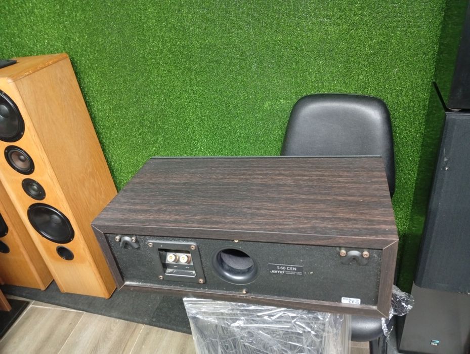 Център Jamo s-60