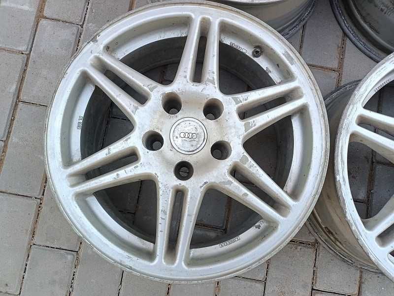 Продам оригинальные легкосплавные диски "Speedline"