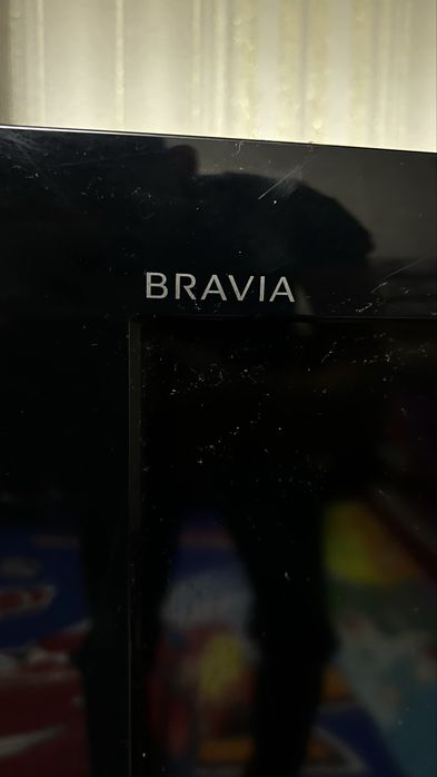 Продам телевизор на запчасти