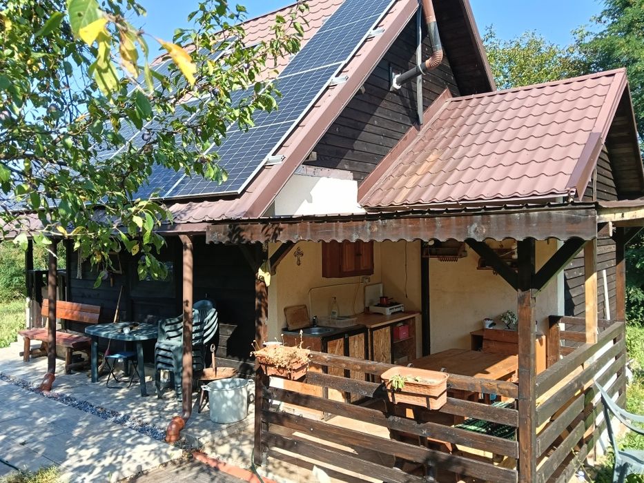 Casă la deal 90 min de Bucuresti