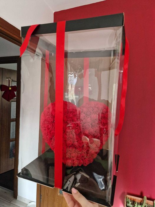 INIMA Trandafiri Rosii - ideal cadou Îndrăgostiți!