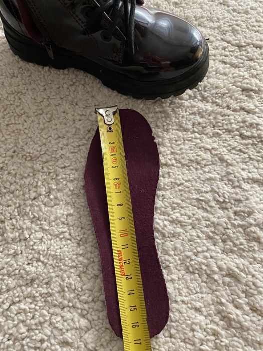 Ghetute zara marimea 26