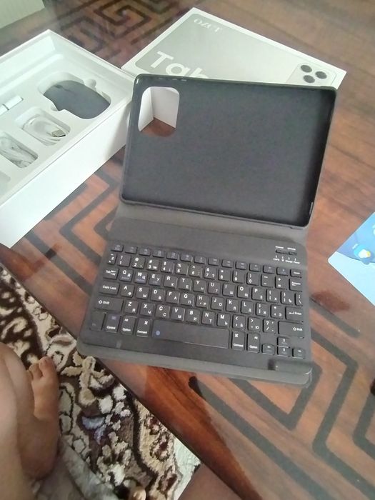 Планшет сотилади Tab17 max