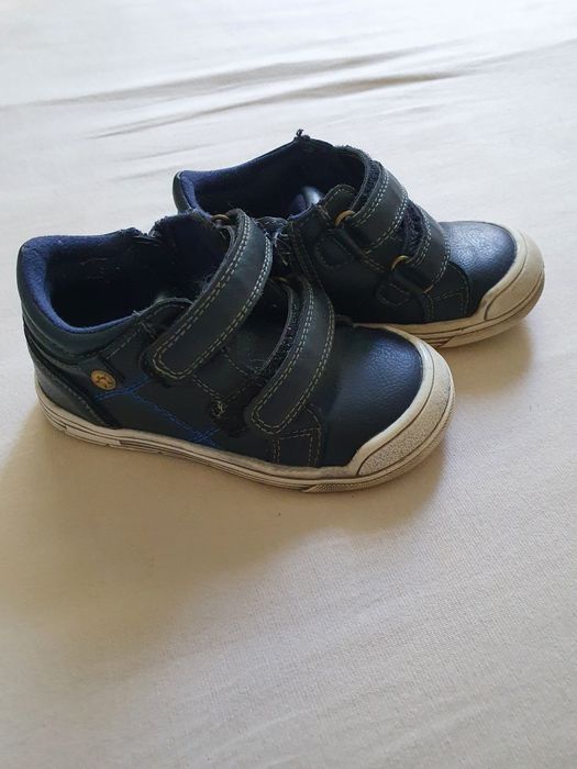 Детские утеплённые ботиночки