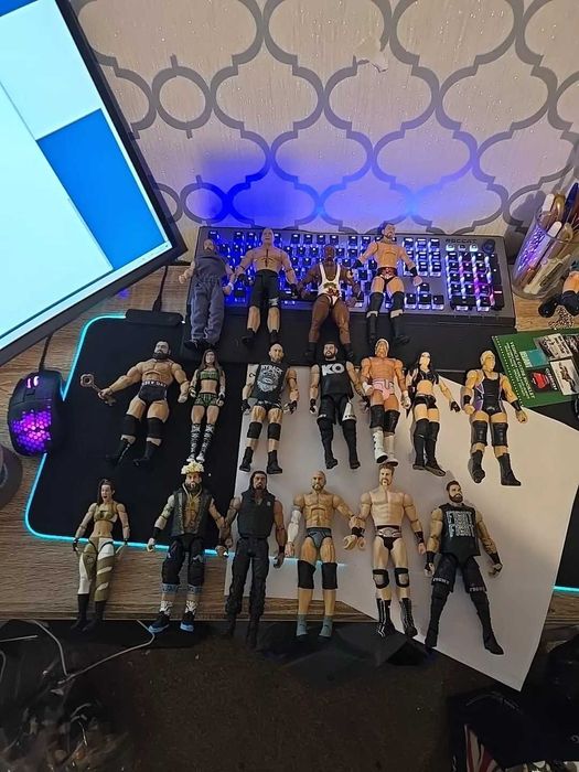 WWE екшън фигури играчки разпродажба на колекция loose action figures