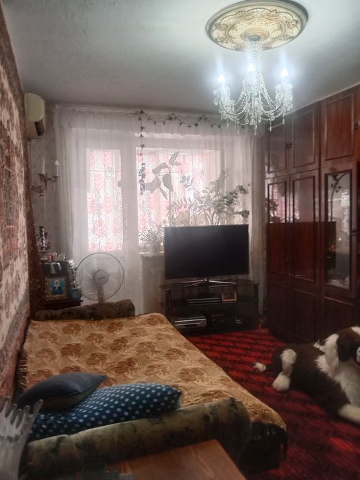 Срочно продам 2 комн.кв.в 4 мкр
