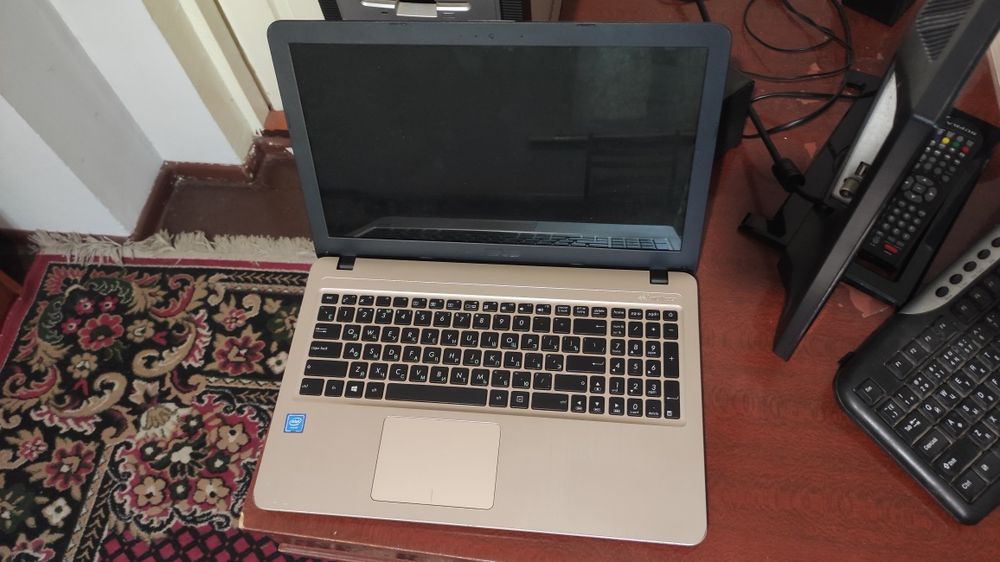 Ноутбук+планшет Samsung