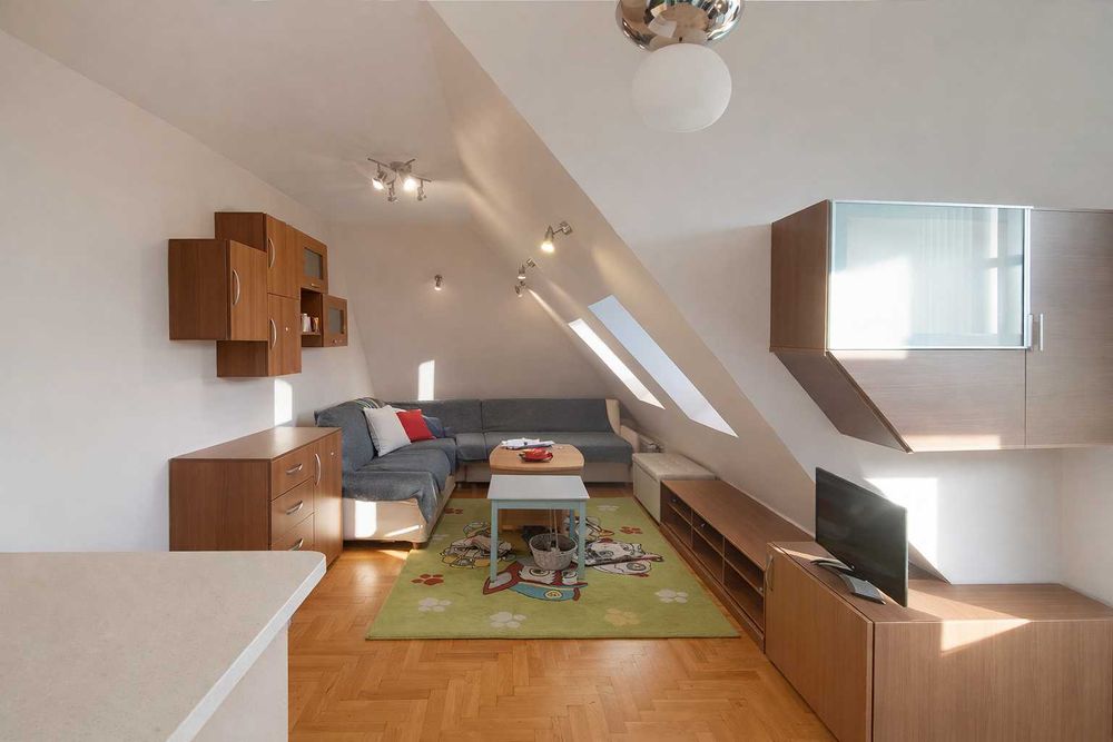 Двустаен ап. под наем в Центъра на София