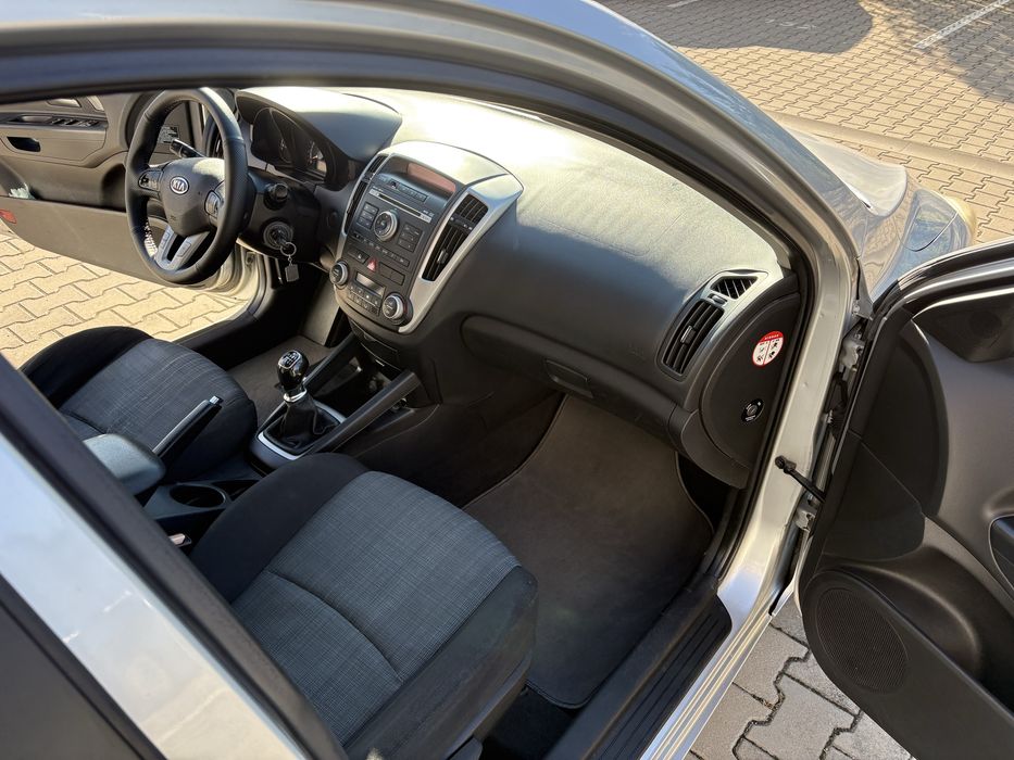 KIA CEED 2010 sw 1.6 crdi 85kw