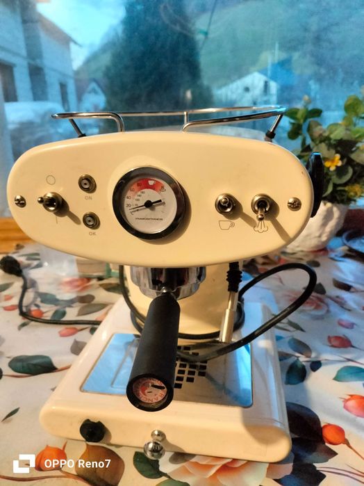 Espressor Retro Illy Francis Francis X1 Trio – Design Iconic Luca Trazzi – Made in Spain