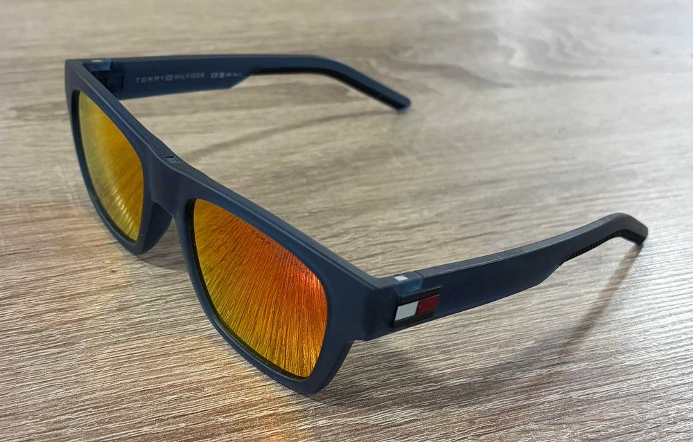 Слънчеви очила Tommy Hilfiger TH 1975/S