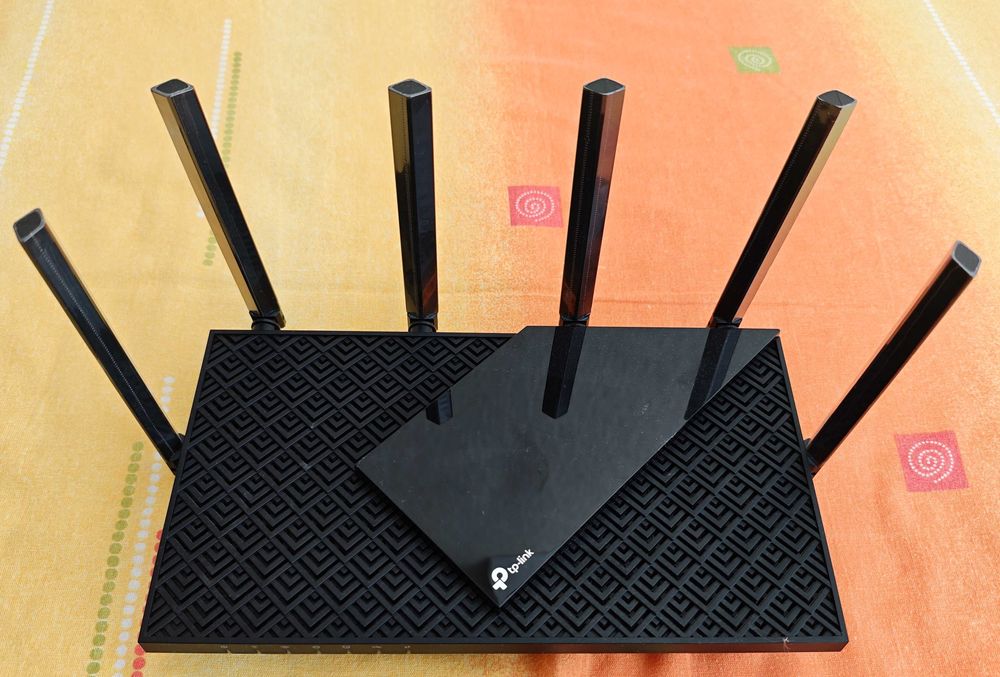 Продавам рутер TP-Link Archer AX73 AX5400