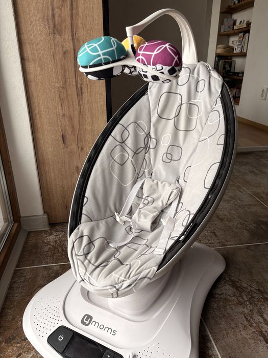 Бебешка люлка MamaRoo 4
